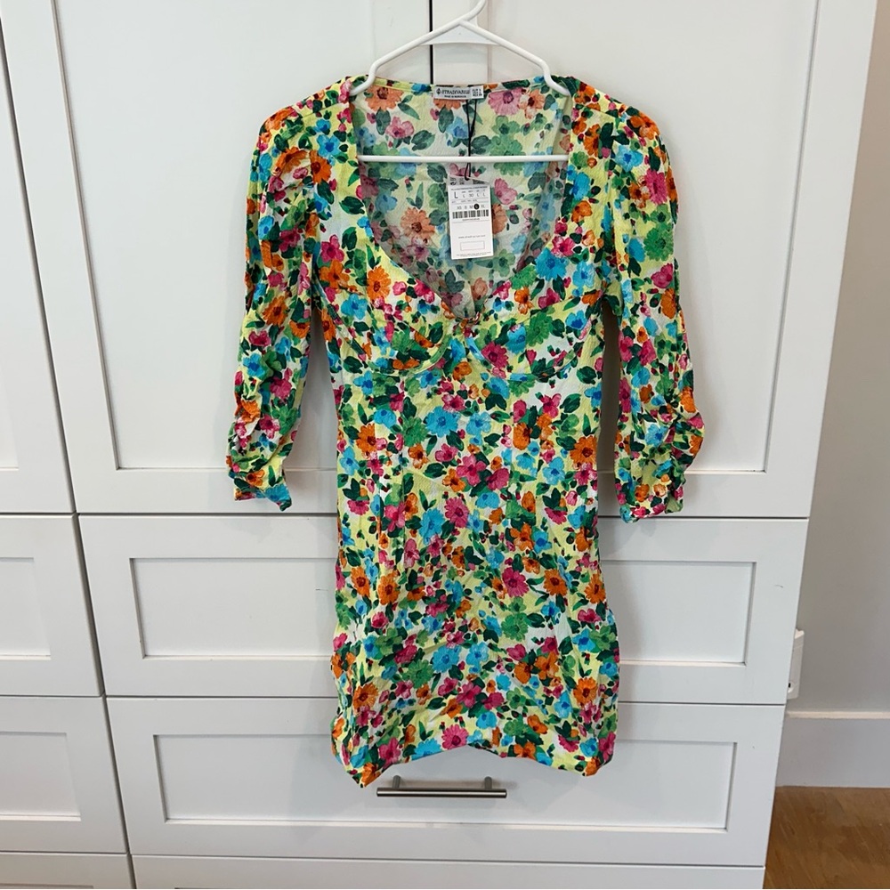 Stradivarius Multicolor Floral Dress